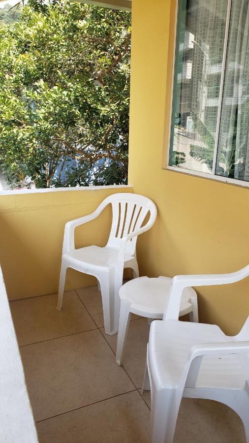 Casa De 2 Quartos No Centro De بومبينهاس المظهر الخارجي الصورة