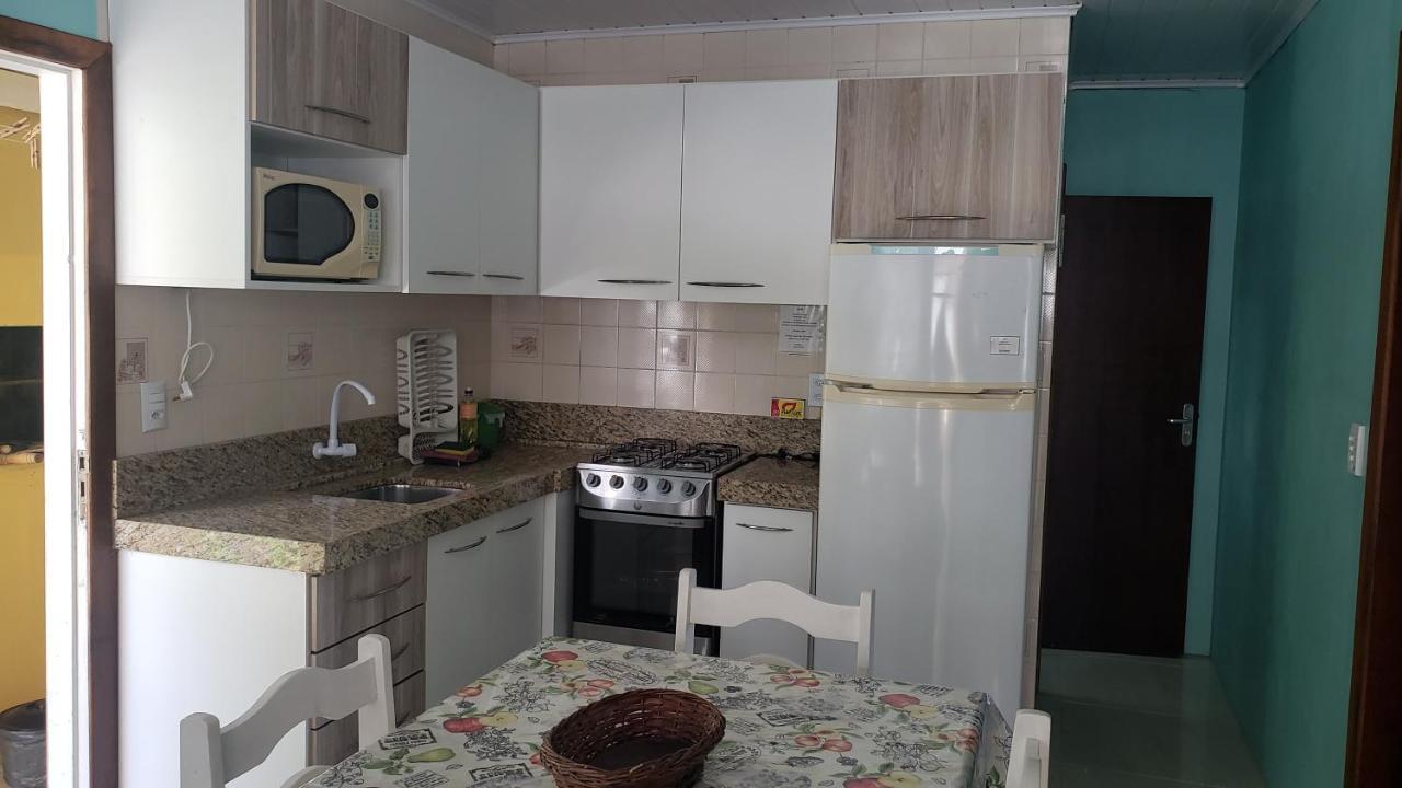 Casa De 2 Quartos No Centro De بومبينهاس المظهر الخارجي الصورة