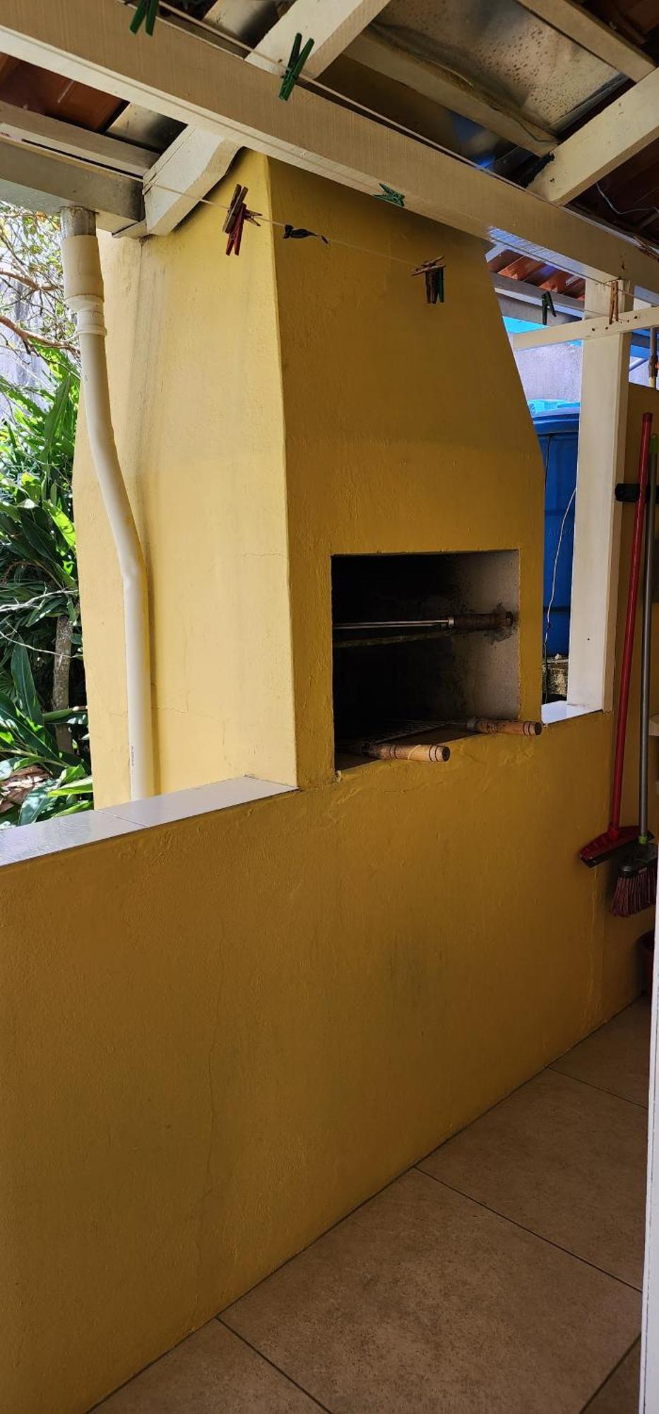 Casa De 2 Quartos No Centro De بومبينهاس المظهر الخارجي الصورة